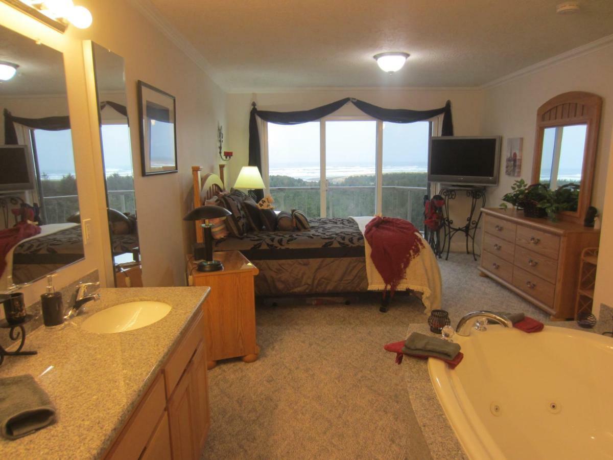 Amazing Seaview Spacious Condo With An Amazing View!!! Exterior photo